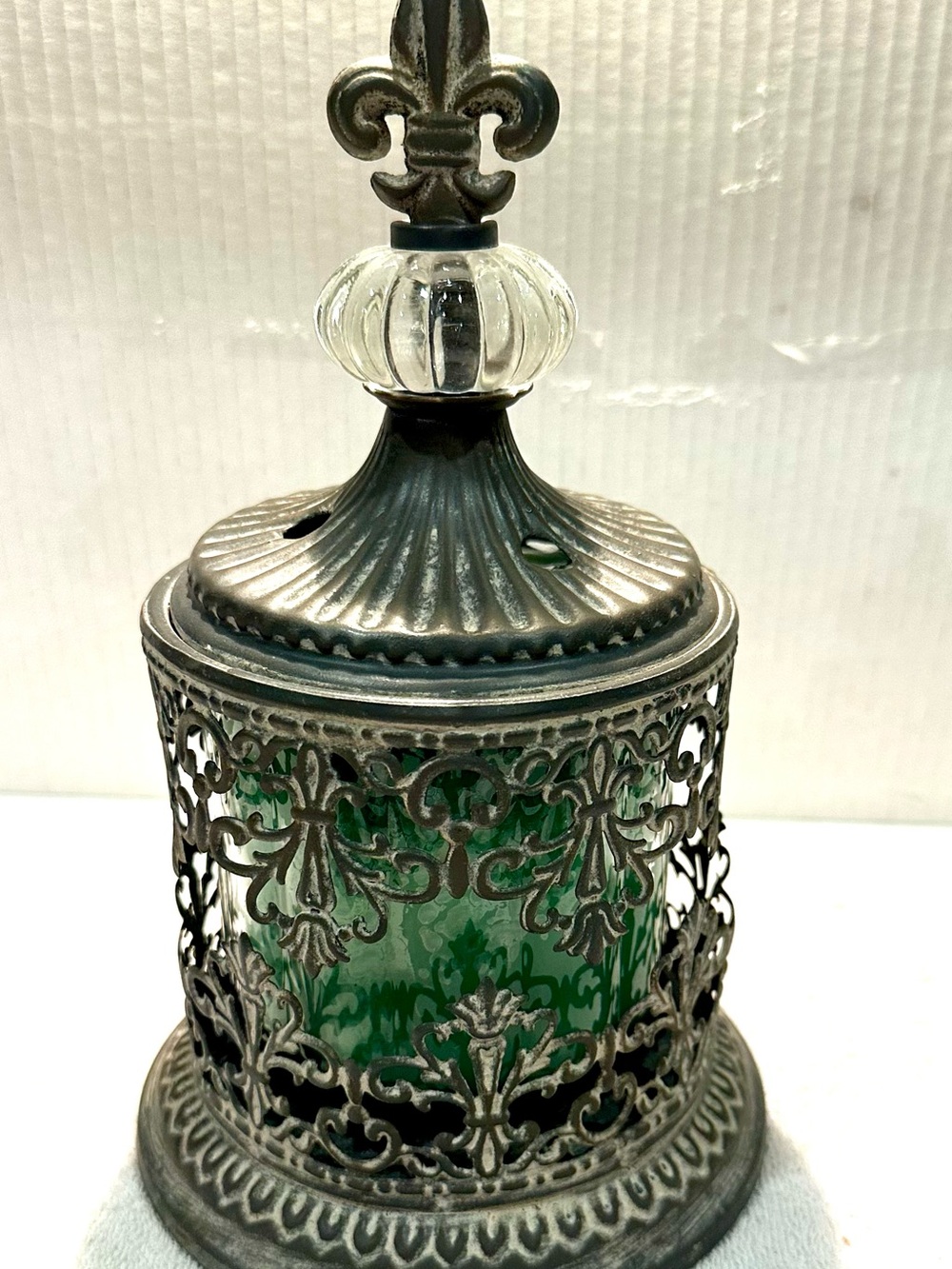 Decorative Metal Fleur De Lis Candle Holder with Ornate Metal Filigree